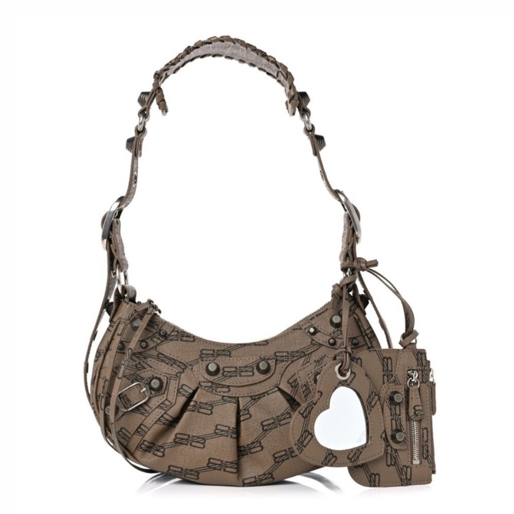 Balenciaga Le Cagole